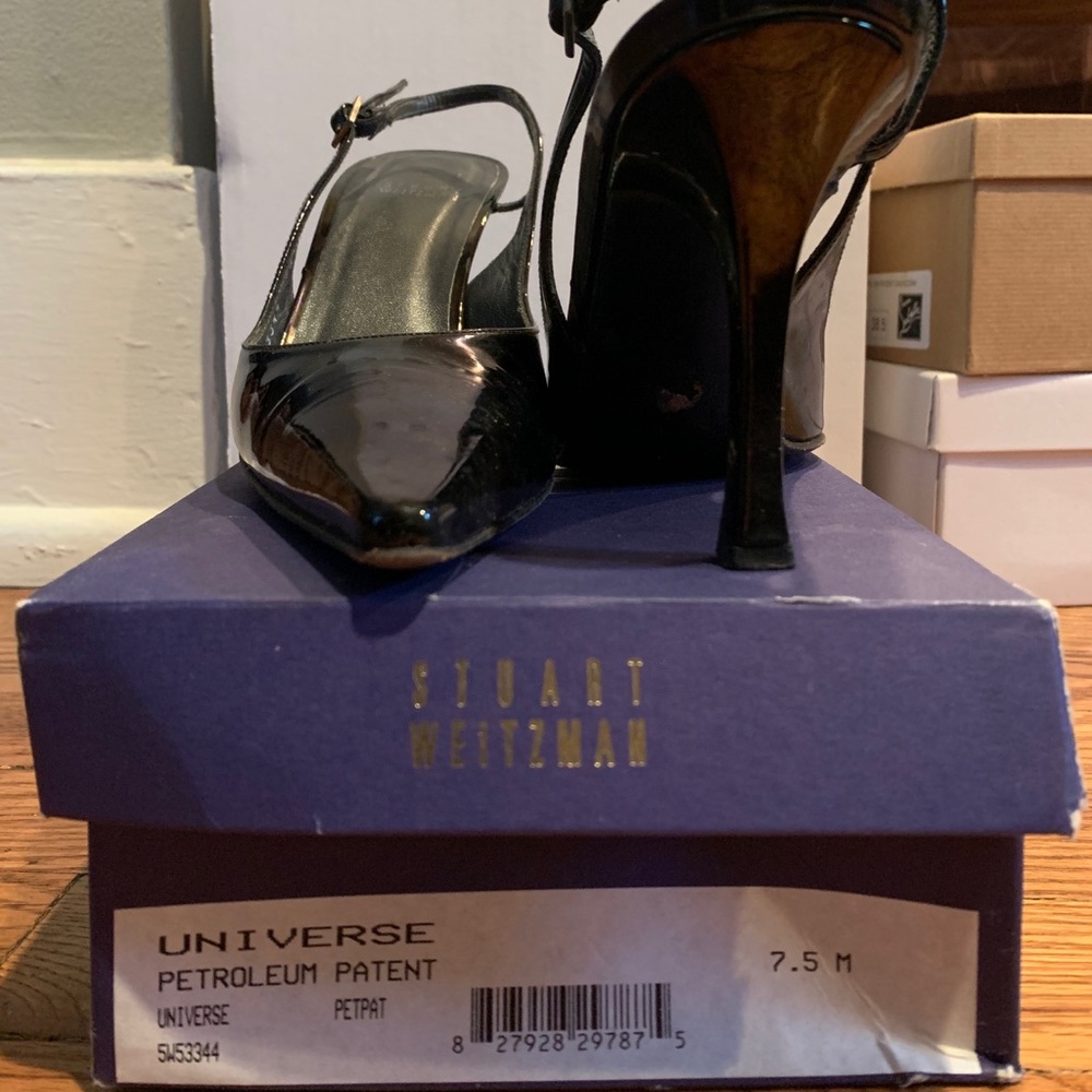 Stuart Weitzman kitten heel
